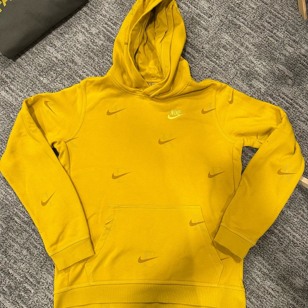 Nike Mustard Fleece Pullover
